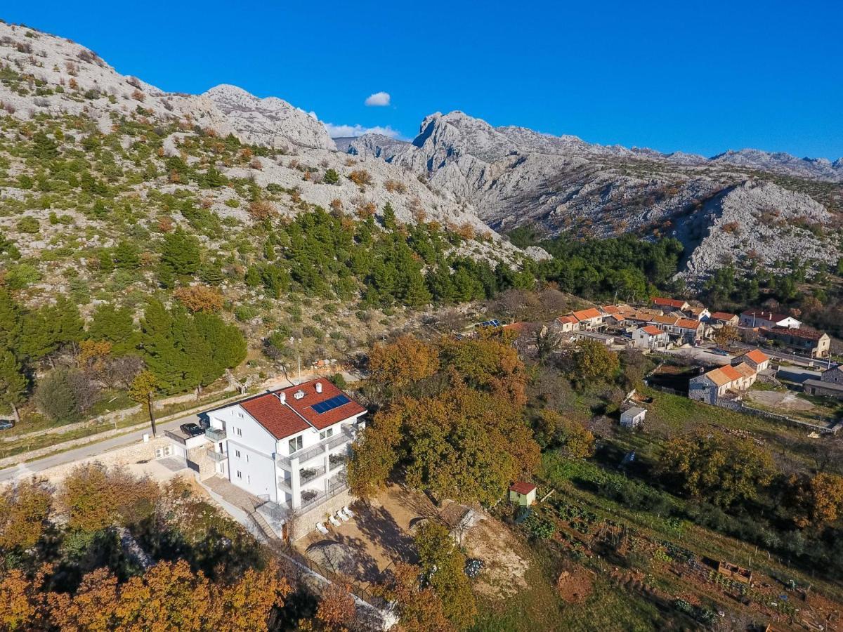 Apartmani Villa Paulo Стариград-Пакленица Екстериор снимка