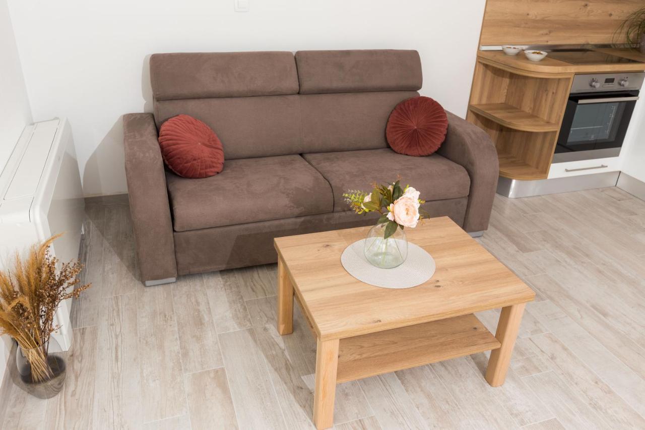 Apartmani Villa Paulo Стариград-Пакленица Екстериор снимка