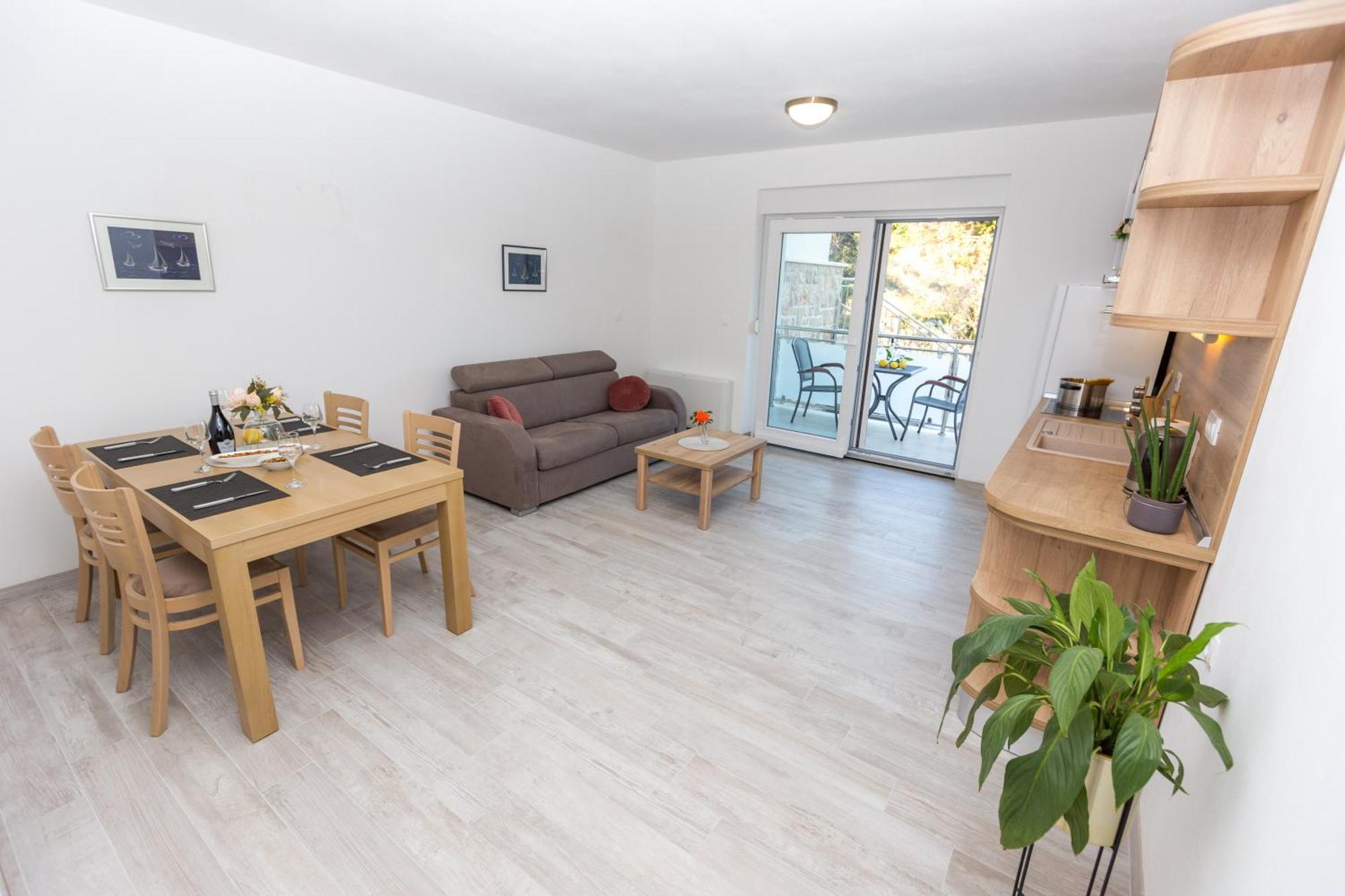 Apartmani Villa Paulo Стариград-Пакленица Стая снимка